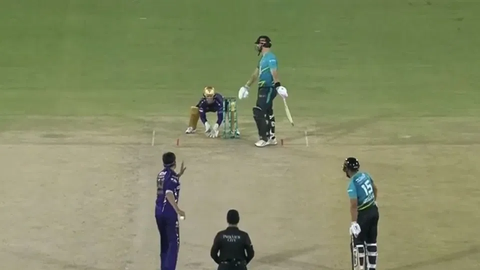 Daryl Mitchell and Usaman Tariq [Source: Screengrab - X]